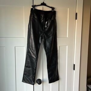 Gap black Faux leather pants size 8 length 29